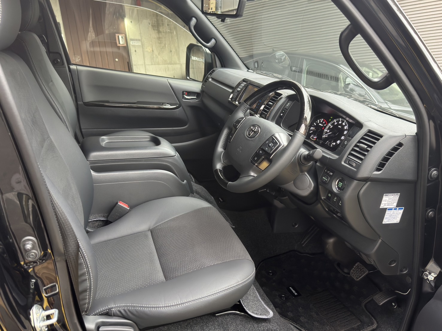 car_sample-small