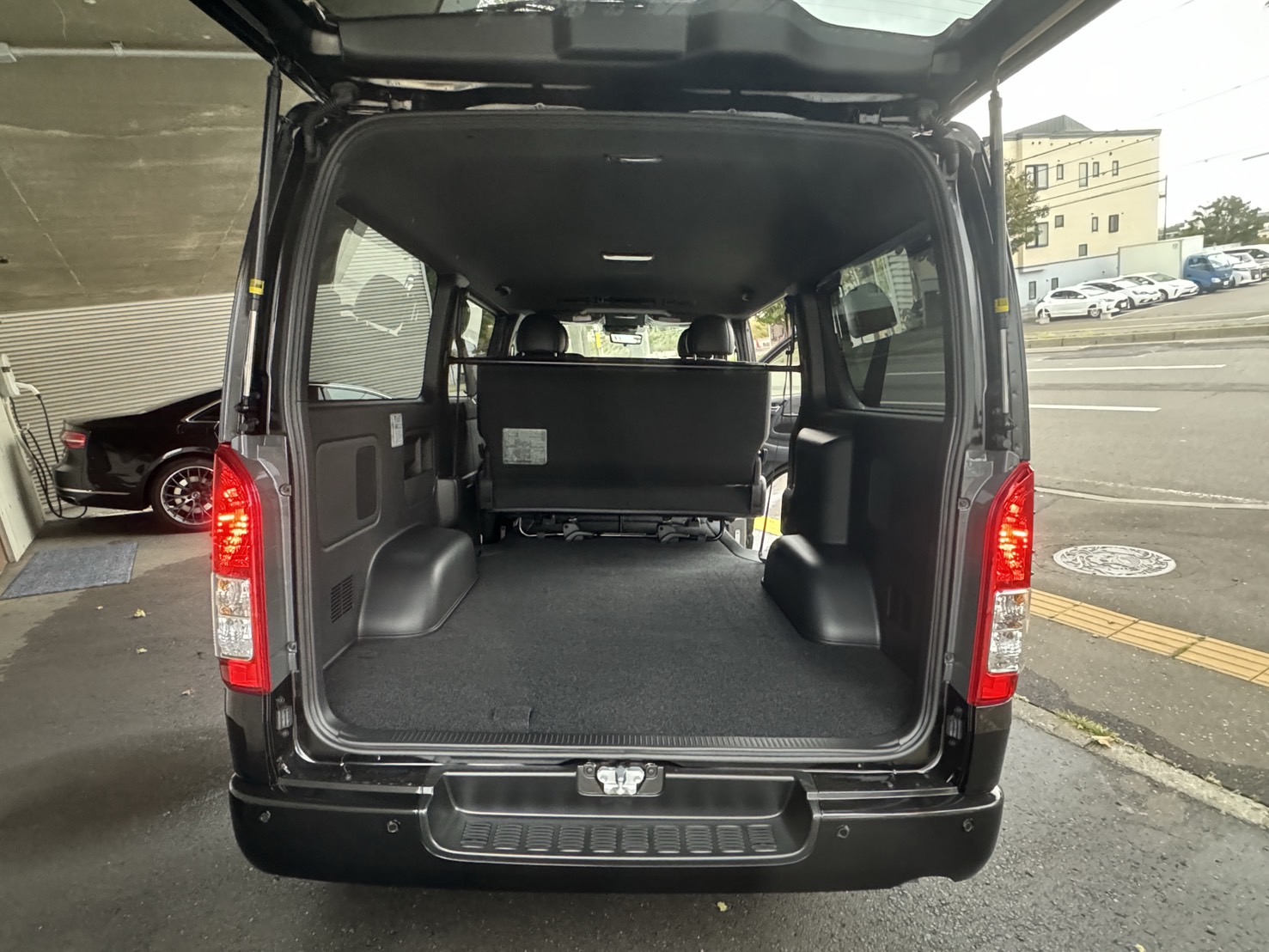 car_sample-small
